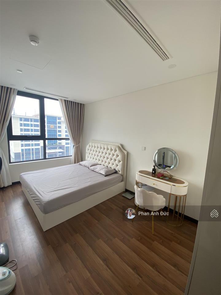 ( chủ thiện chí ) bán căn 2pn chung cư mipec rubik 360 xuân thủy  giá 9.5 tỷ .  0983 921 ***