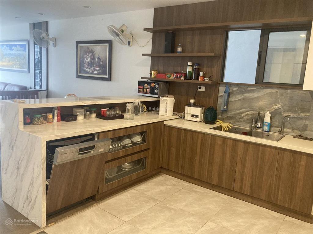 Giá tốt! chủ thiện chỉ bán căn hộ 96.8m2 chung cư flc 265 cầu giấy  sẵn sổ. l/h 0983 921 ***