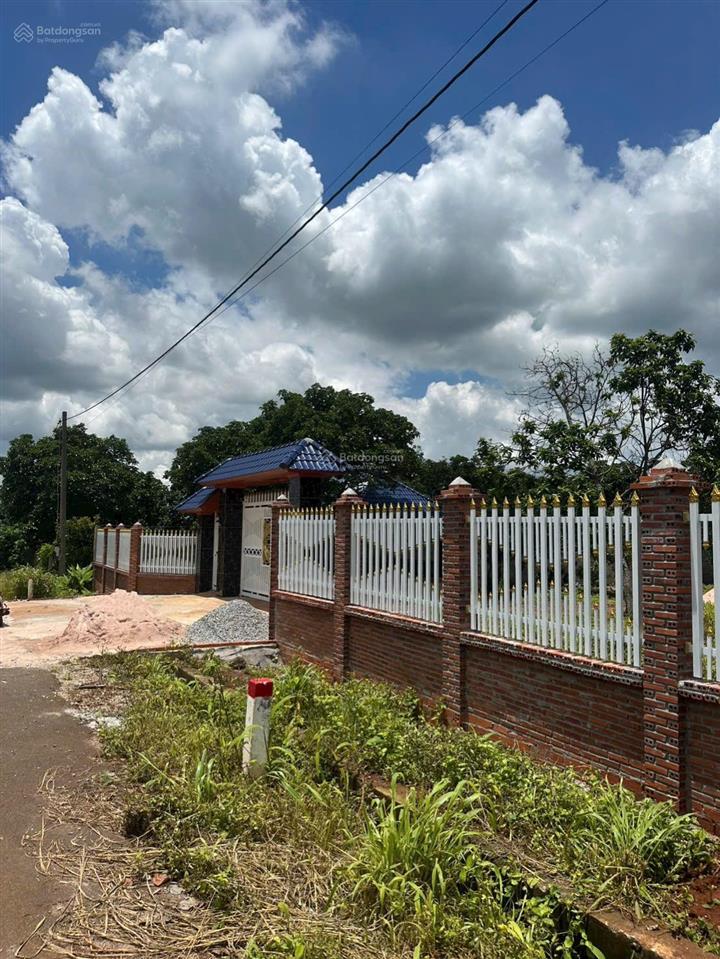 Bán mảnh đất vườn sầu riêng nằm trên tuyến đường chính liên xã kim long, quảng thành