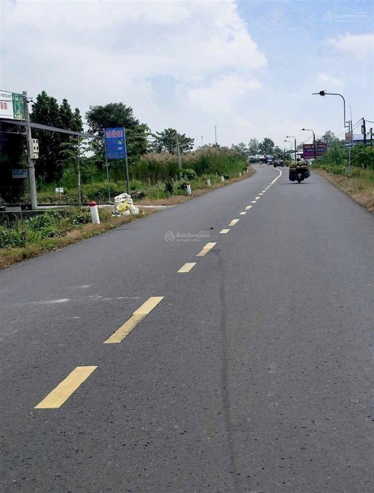 Chuyển nhượng gần 16.000m2 đất chuyển đổi lên được skc tại dt908 vĩnh long