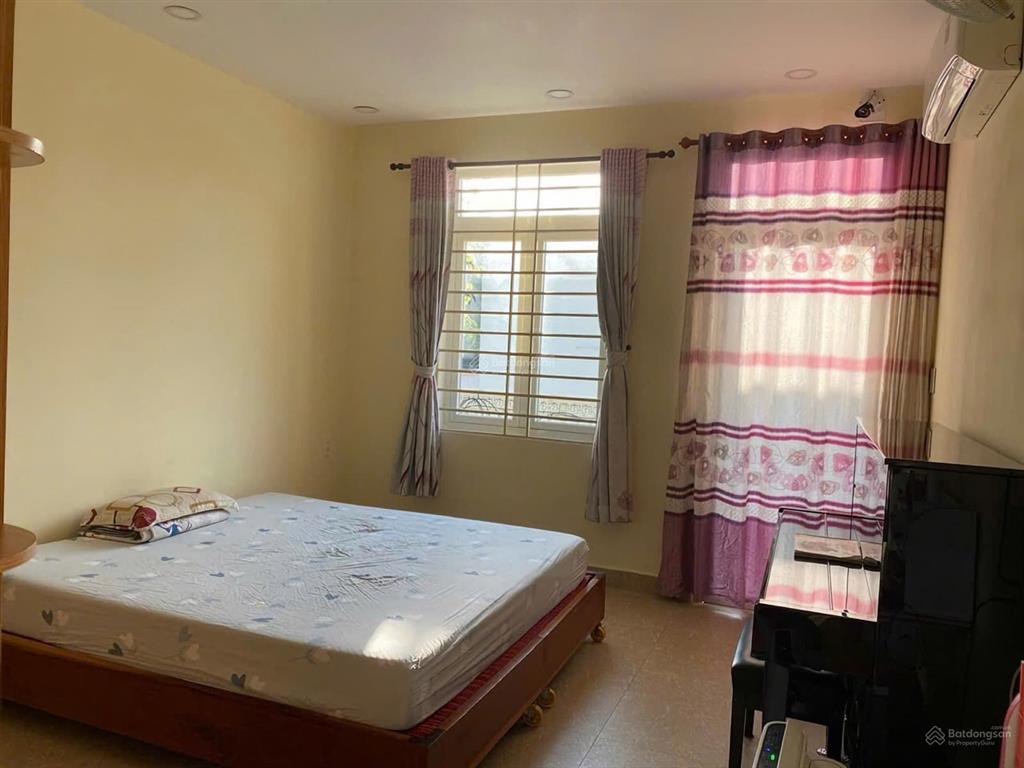 Bán nhà 3 tầng khu phân lô bình phú gần công viên bình phú quận 6 72m2 sổ riêng 8.5 tỷ