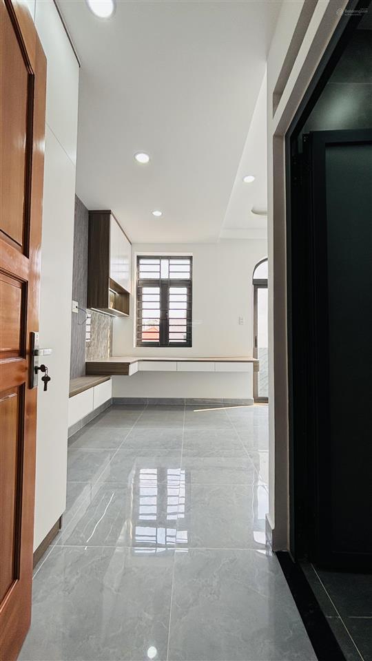 Bán nhà hẻm xe hơi 5 tầng đường bà hom 50m2 nhà mới ở liền chỉ 6,85 tỷ