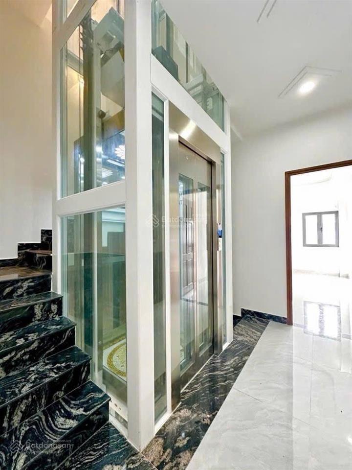 Bán nhà mới xây 5 tầng có thang máy ngay an dương vương 72m2. có nội thất cơ bản 8.1 tỷ