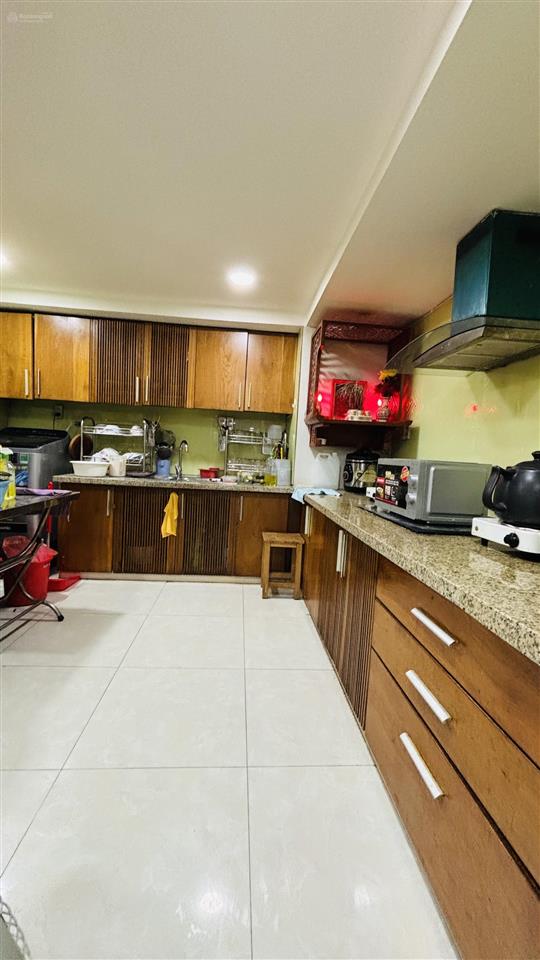 Bán nhà mặt tiền kinh doanh ngay chợ vải quận 5, 2 tầng 5,5x19.5m khu kd sầm uất 26.x tỷ tl