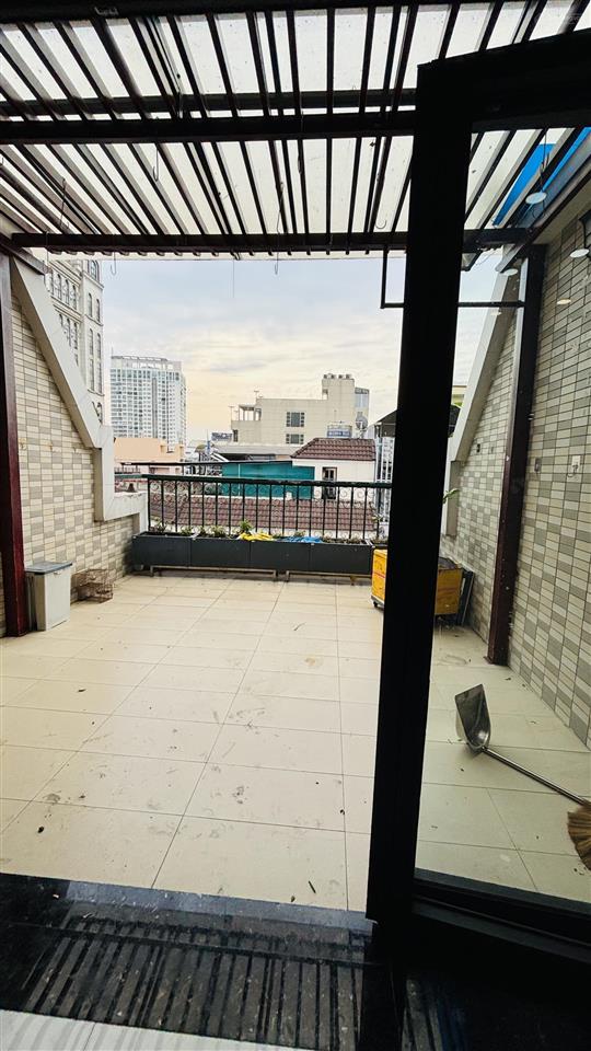 Mặt tiền kinh doanh phường chợ lớn quận 5  5 tầng 4x22m có thang máy chỉ 30.x tỷ
