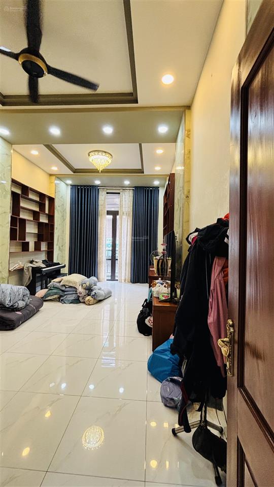 Mặt tiền kinh doanh phường chợ lớn quận 5  5 tầng 4x22m có thang máy chỉ 30.x tỷ