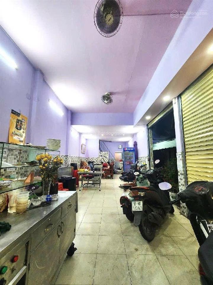 Bán gấp nhà mặt tiền tân hòa đông 4x38m 2 tầng giảm 2 tỷ chỉ còn 9,8 tỷ