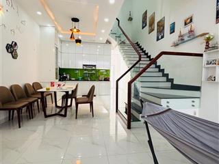 Bán gấp căn nhà khu bình hưng, bình chánh 100m2, 3 tầng, đường rộng 8m, chỉ 5,7 tỷ tl