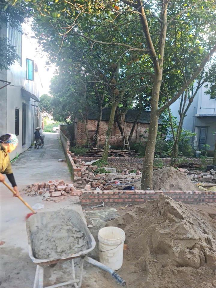 Chính chủ bán 102m2 đất full thổ cư, mt 6m, giá 2.55 tỷ, ô tô vào đất tại đông lai, xã nội bài, hn