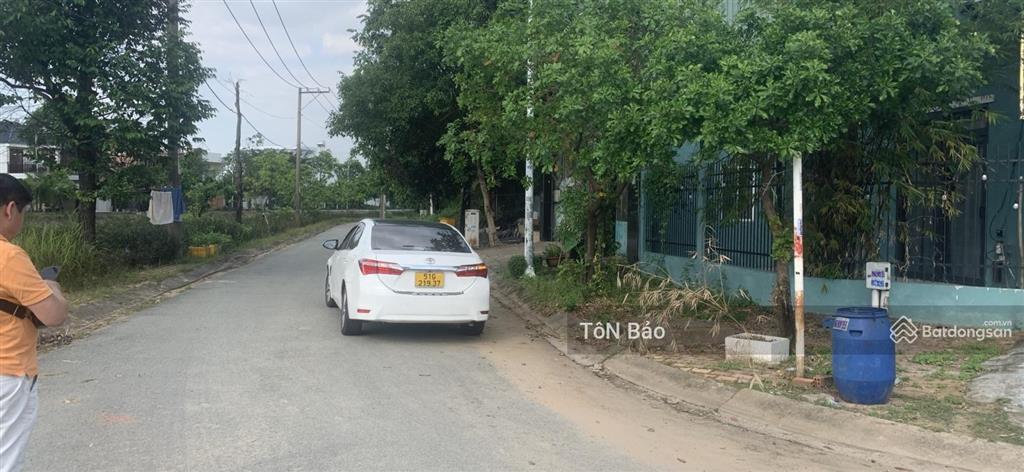 Cần bán lô đất 129m² (6x21,5m)  trong vĩnh phú 1  đường nhựa  kdc bàn cờ  đường lớn có vỉa hè