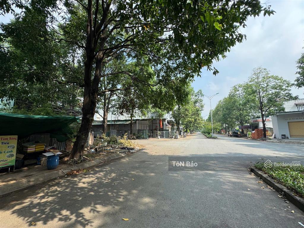 Cần bán lô đất 129m² (6x21,5m)  trong vĩnh phú 1  đường nhựa  kdc bàn cờ  đường lớn có vỉa hè