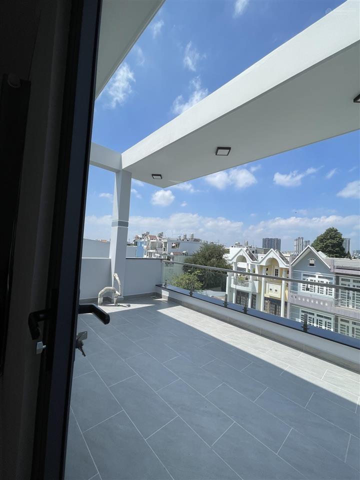 Chính chủ gửi bán căn nhà 1 trệt 3 lầu có 4 phòng ngủ 1 phòng thờ diện tích 83m2 ngang 5m dài 16.5m