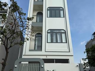 Chính chủ gửi bán căn nhà căn hộ dịch vụ dt.120m ngang 5m dài 24m gồm 1 trệt 3 lầu +sân thượng c
