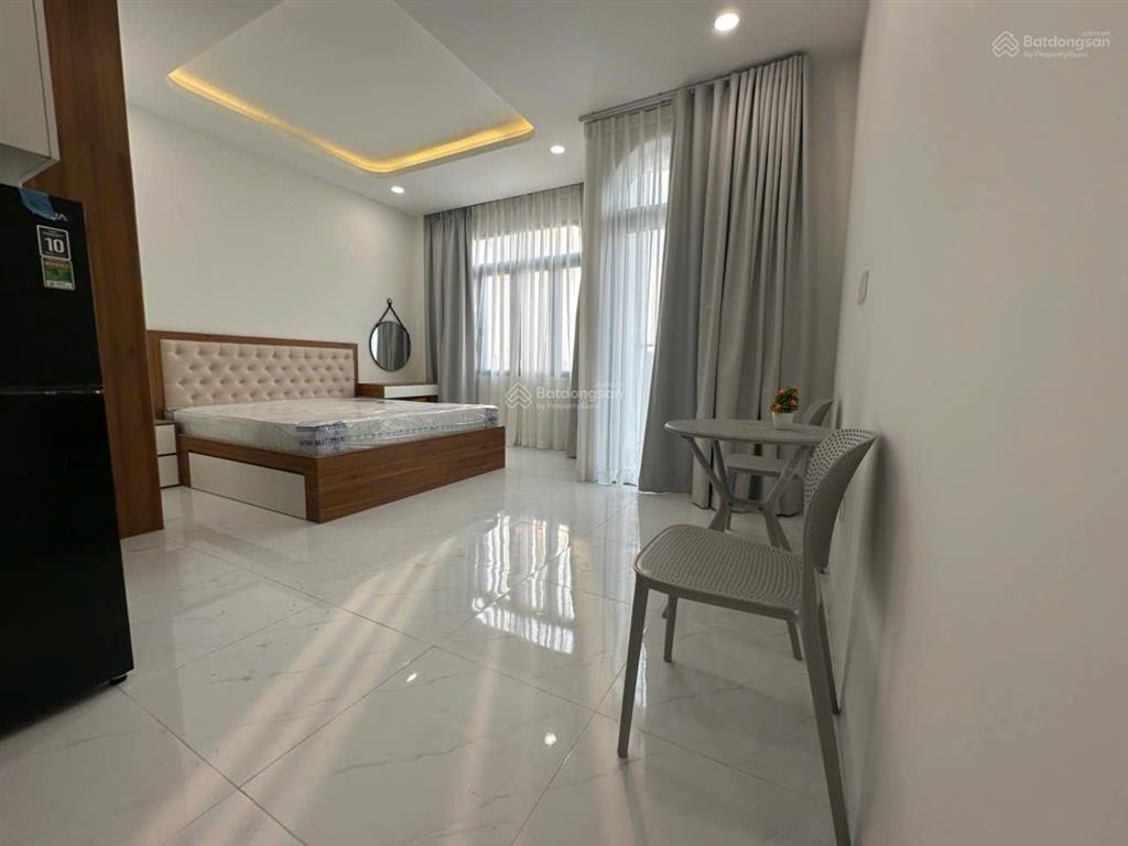 Chính chủ gửi bán căn nhà căn hộ dịch vụ dt.120m ngang 5m dài 24m gồm 1 trệt 3 lầu +sân thượng c