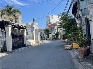 Chính chủ gửi bán căn nhà cấp 4 dt 82m ngang 5m nở hậu l hẻm xe hơi khu dân cư hiện hữu phường bình