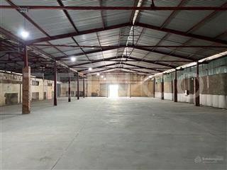 Cho thuê kho xưởng 2.300m2 có pccc giá rẻ 37 nghìn/m2/tháng