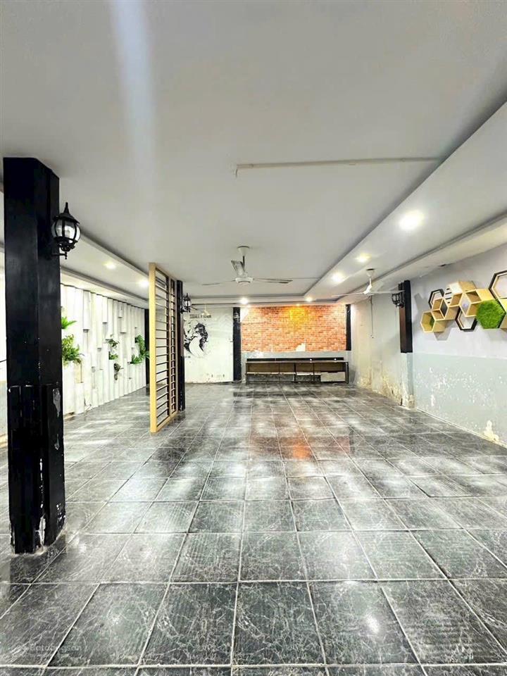 Cho thuê nhà mặt tiền 3/2 ninh kiều 150m2 trống suốt, vị trí vàng kinh doanh, giá 45 triệu/tháng