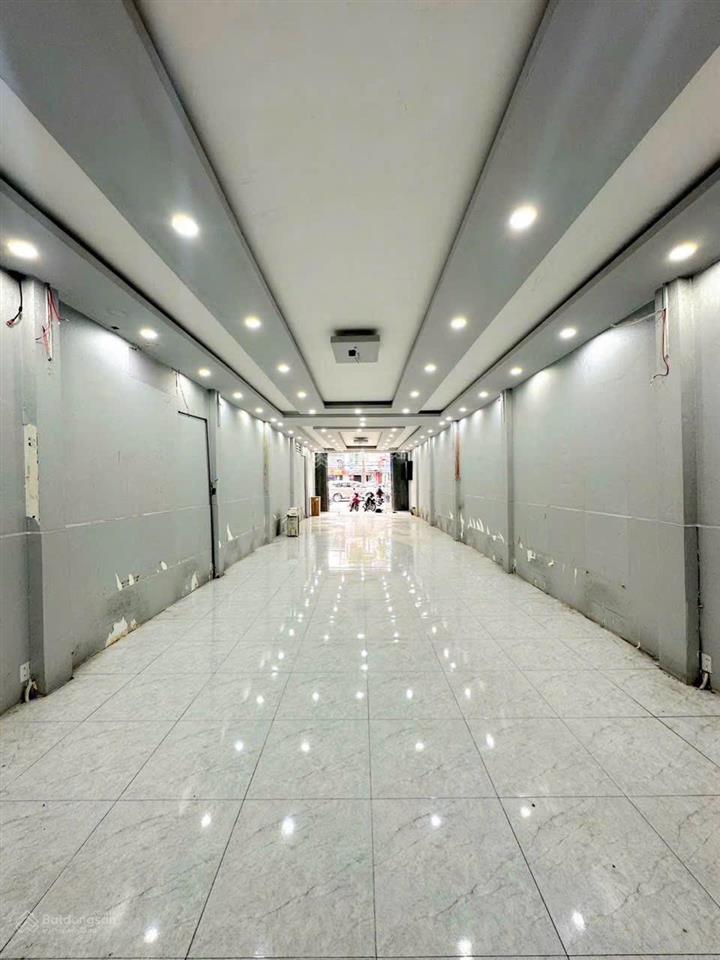 Cho thuê nhà mặt tiền 3/2 ninh kiều 150m2 trống suốt, vị trí vàng kinh doanh, giá 45 triệu/tháng
