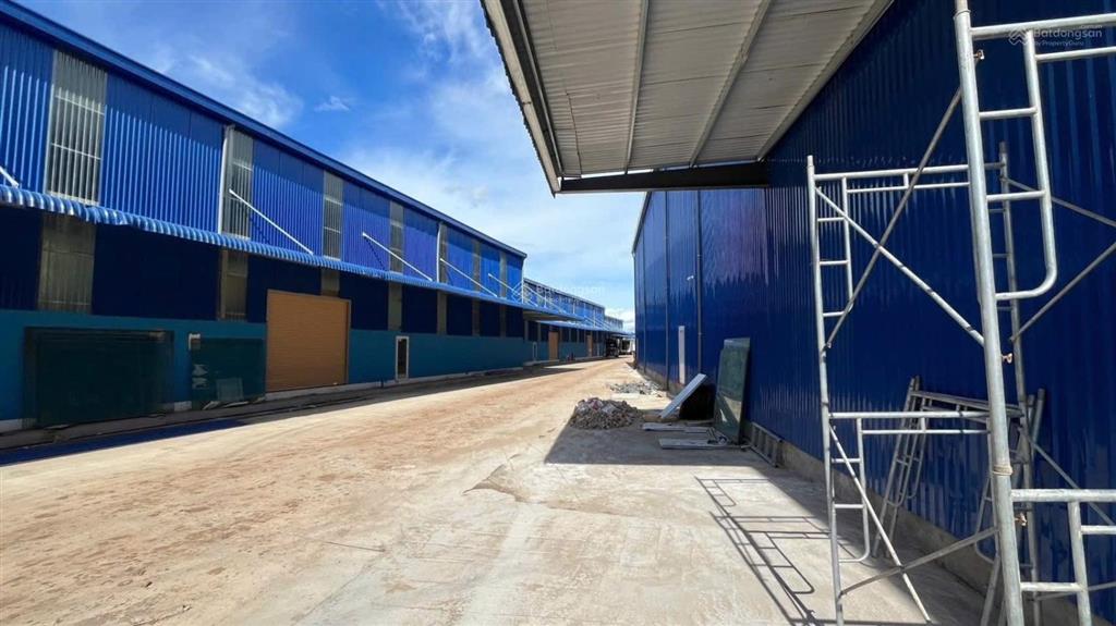 Cho thuê kho 1100m2 quốc lộ 61c, trang bị pccc tự động và trạm điện 3 pha
