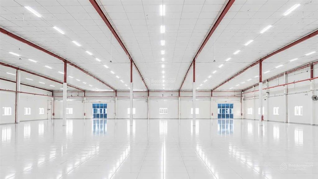 Cho thuê kho xưởng 2.000m2 mặt tiền ql1a vĩnh long  gần cầu cần thơ, pccc tự động