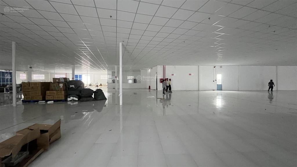 Thuê kho skc 2000m2 ql1a vĩnh long pccc tự động, điện 250kva, xe container 24/7, giá 60k/m2