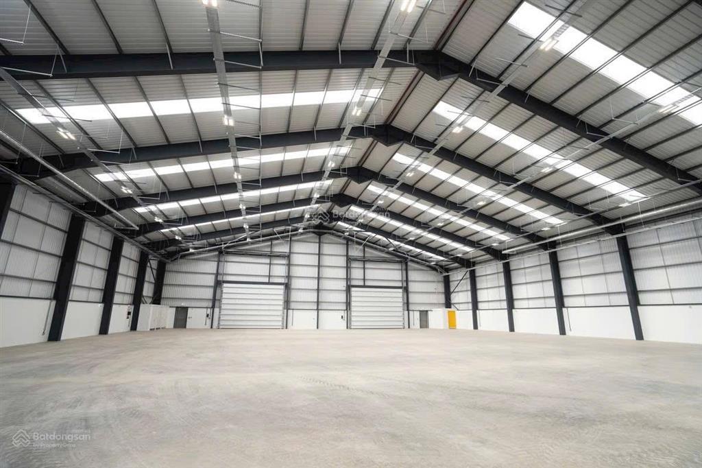 Cho thuê kho xưởng 3.500m2 ql61c chuẩn pccc tự động, điện 3 pha giá chỉ 70k/m2