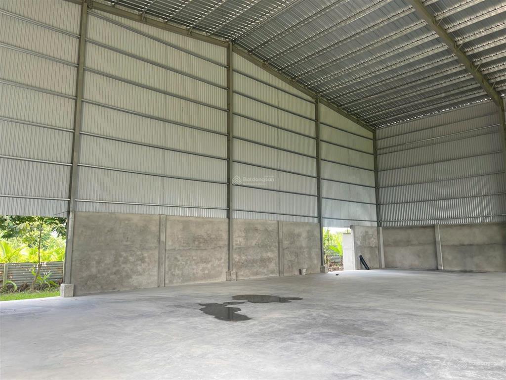 Kho xưởng 2100m2 pccc tự động quốc lộ 53 mang thít vĩnh long