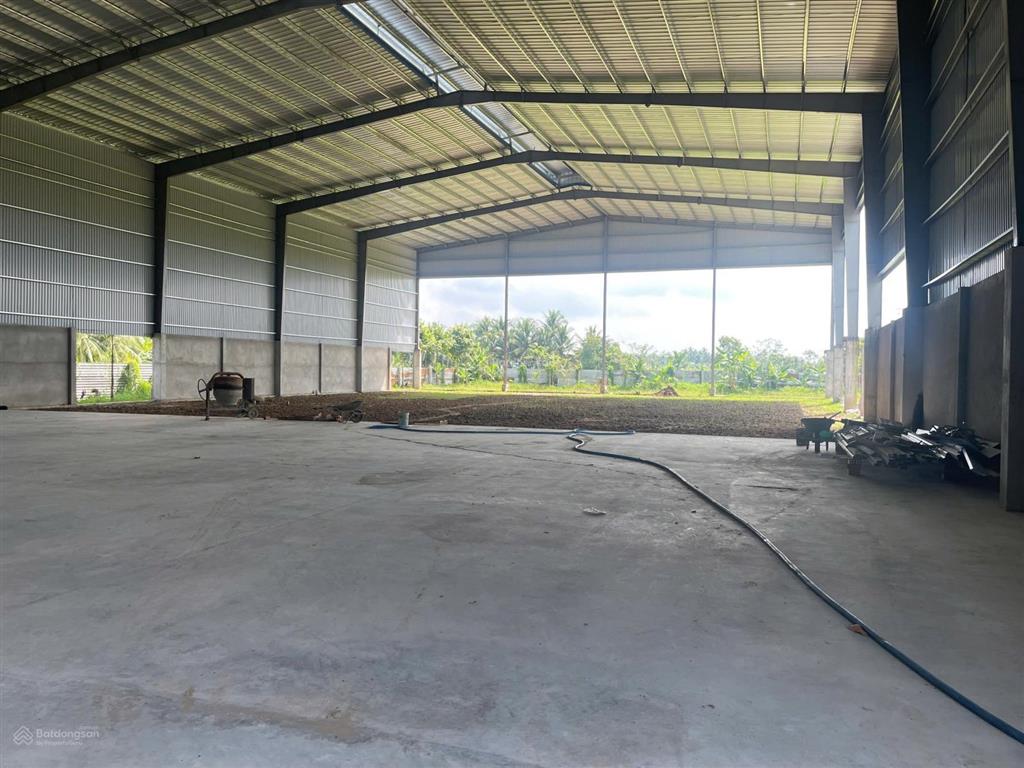 Kho xưởng 2100m2 pccc tự động quốc lộ 53 mang thít vĩnh long