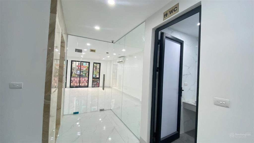 Cho thuê văn phòng tại phố trần bình giao nguyễn hoàng 40m² giá chỉ 7,7 triệu / tháng
