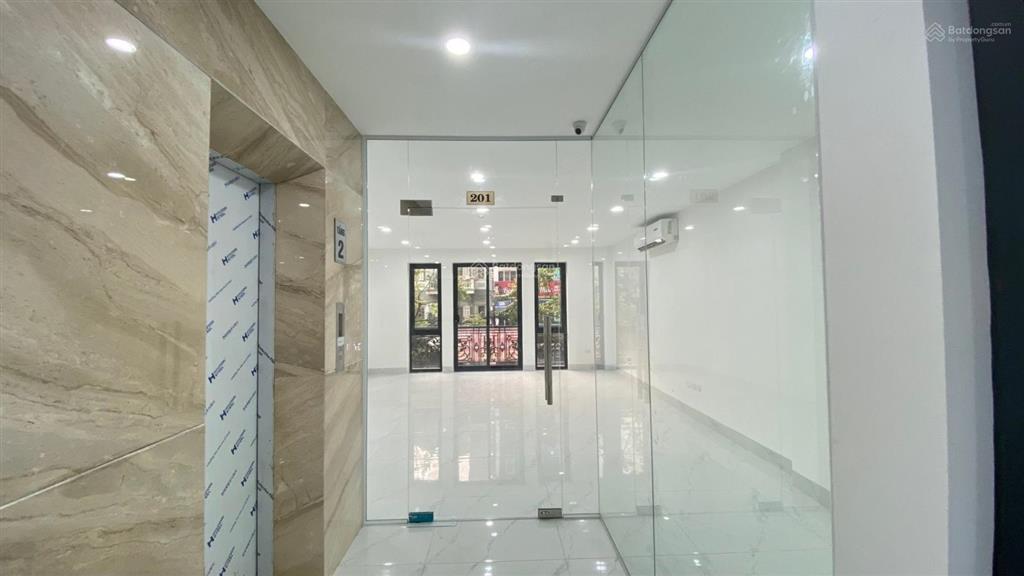Cho thuê văn phòng tại phố trần bình giao nguyễn hoàng 40m² giá chỉ 7,7 triệu / tháng