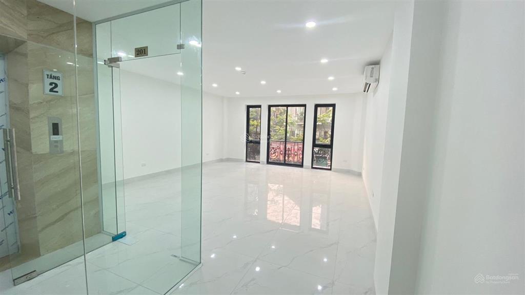 Cho thuê văn phòng tại phố trần bình giao nguyễn hoàng 40m² giá chỉ 7,7 triệu / tháng