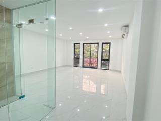 Cho thuê văn phòng tại phố trần bình giao nguyễn hoàng 45m2 giá chỉ 9tr / tháng