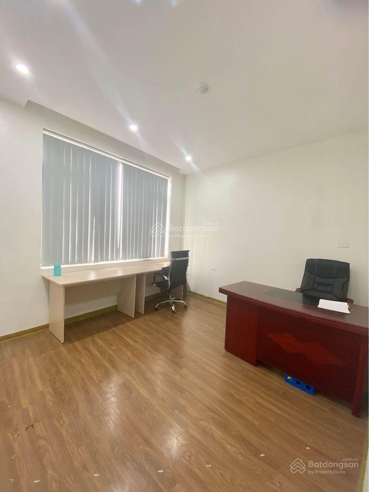 Cho thuê văn phòng 45m2 tại phố trần quốc vượng  duy tân giá chỉ 8tr