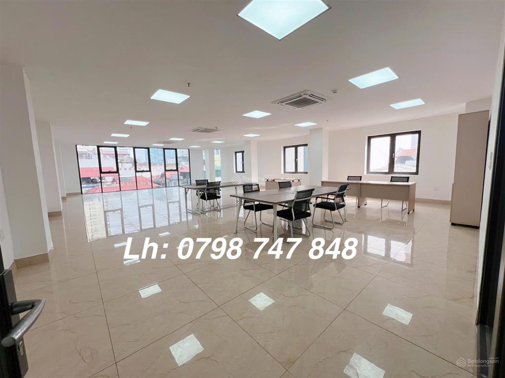Cho thuê văn phòng tại hoàng quốc việt  cầu giấy 150m2 giá chỉ 25tr