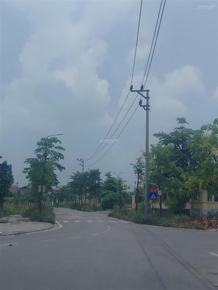 94.5m ô tô ,2 mặt ngõ tiên hùng phúc thịnh cần bán