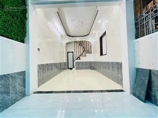 Thật 100% 38m 5t hơn 7 tỷ, xây mới sẵn nội thất gần phố, không qh pháp lý chuẩn