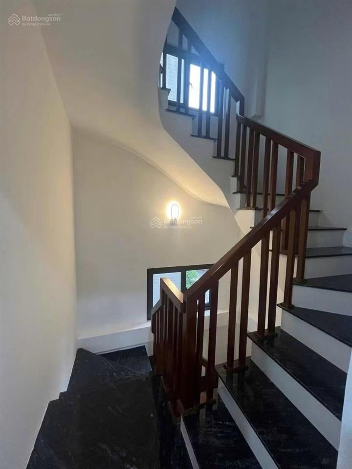 Bán nhà mặt ngõ xã đàn, nhà dân xây gần phố ngõ nông dt 33m², 7,8 tỷ