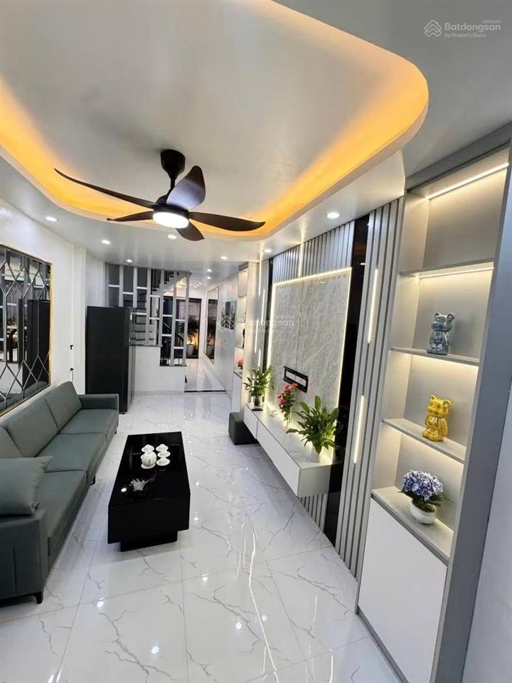 Thật 100% chính chủ bán căn mặt ngõ toàn thắng 45mx5 tầng ngõ nông