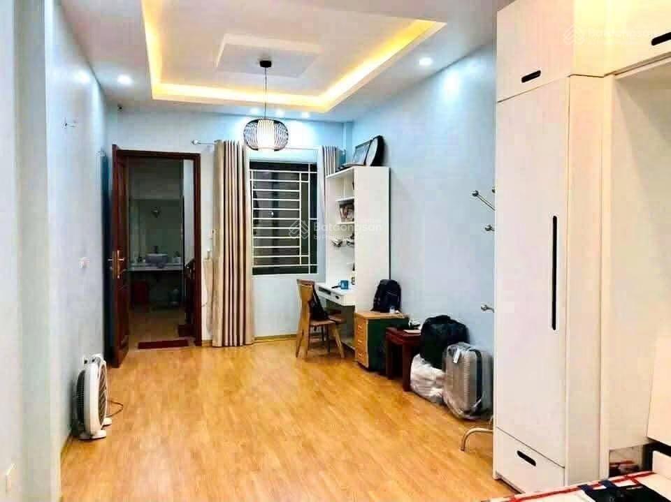 Bán nhà mặt ngõ khương thượng. không qh pháp lý chuẩn, gần phố ngõ nông
