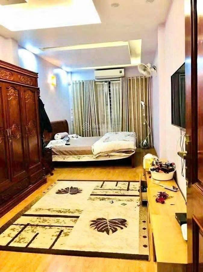 Bán nhà mặt ngõ khương thượng. không qh pháp lý chuẩn, gần phố ngõ nông