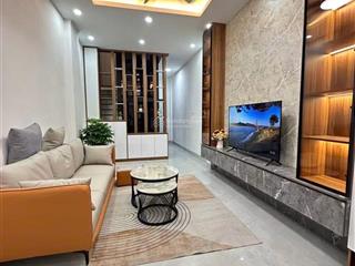 Bán nhà yên lãng, gần phố tiện ích bạt ngàn, không qh giao thông thuận tiện, 38,5m x 6 tầng