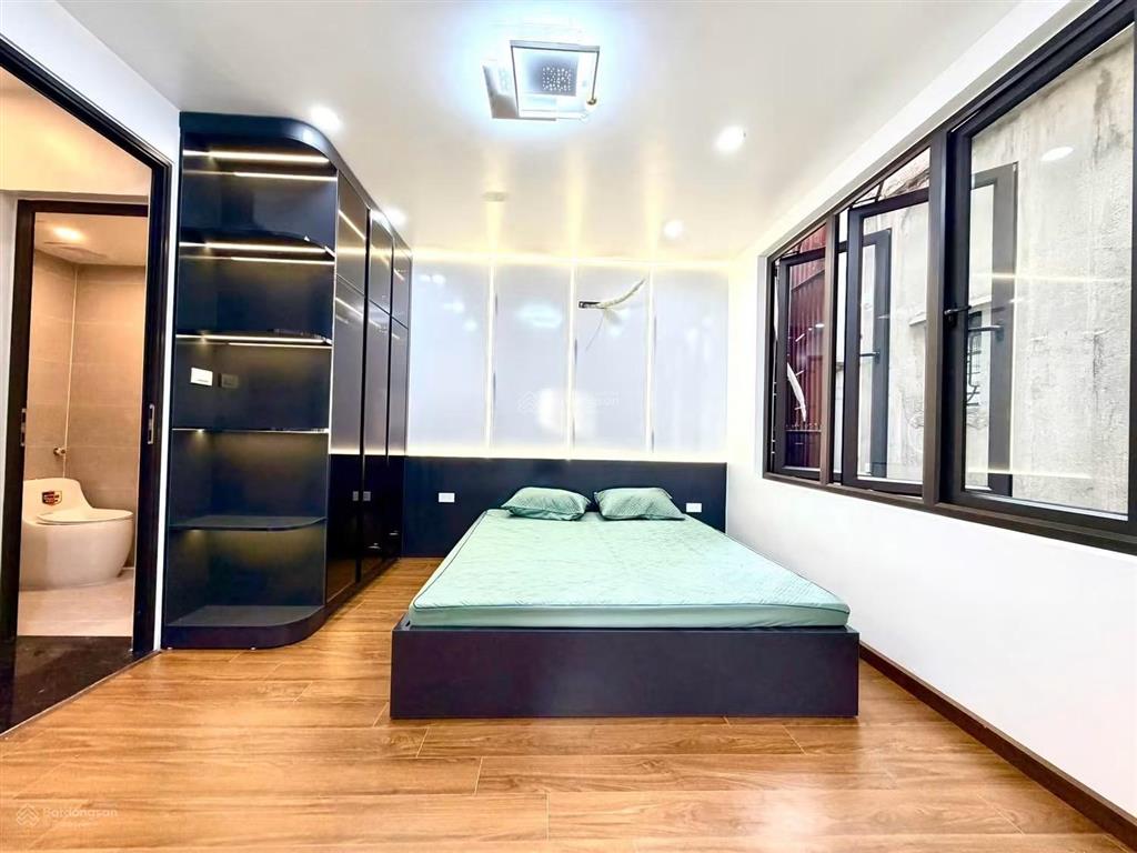 Nhà mới ở ngay full nội thất, mặt ngõ thịnh hào, gần phố, ngõ nông thông các ngả, 32m2x4tầng