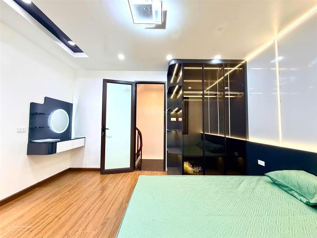 Nhà mới ở ngay full nội thất, mặt ngõ thịnh hào, gần phố, ngõ nông thông các ngả, 32m2x4tầng