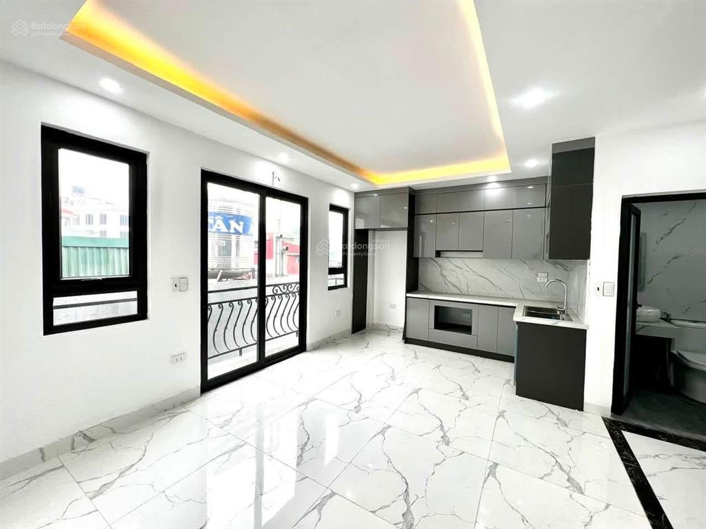 Chính chủ cần bán căn mặt ngõ nguyễn lương bằng, dân xây 6t thang máy không qh
mặt tiền 5m