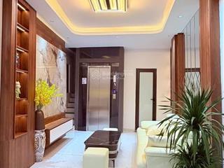 Mặt ngõ khâm thiên, lô góc 6 tầng thang máy mời ở ngay chủ tặng nội thất, không qh pháp lý chuẩn