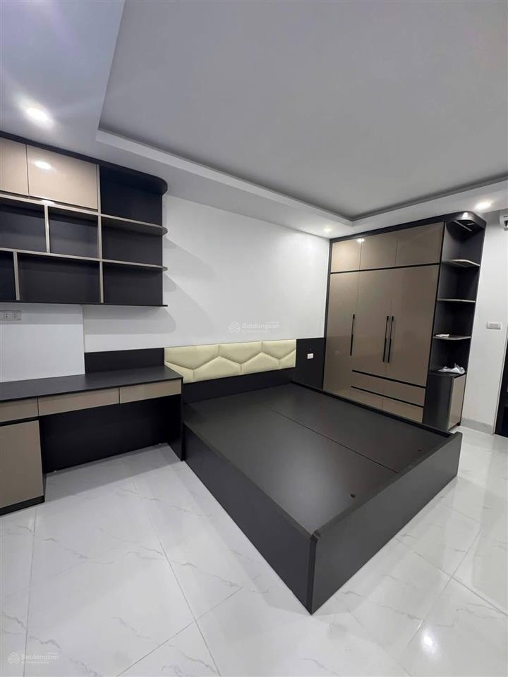 Chỉ 6,8 tỷ có ngay căn 30m2 xây mới full nội thất chỉ việc kéo va li về ở ngõ nông gần phố không qh