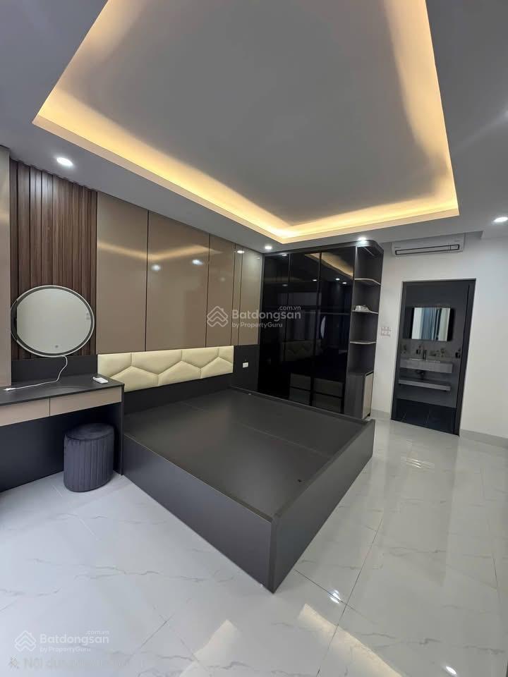 Chỉ 6,8 tỷ có ngay căn 30m2 xây mới full nội thất chỉ việc kéo va li về ở ngõ nông gần phố không qh