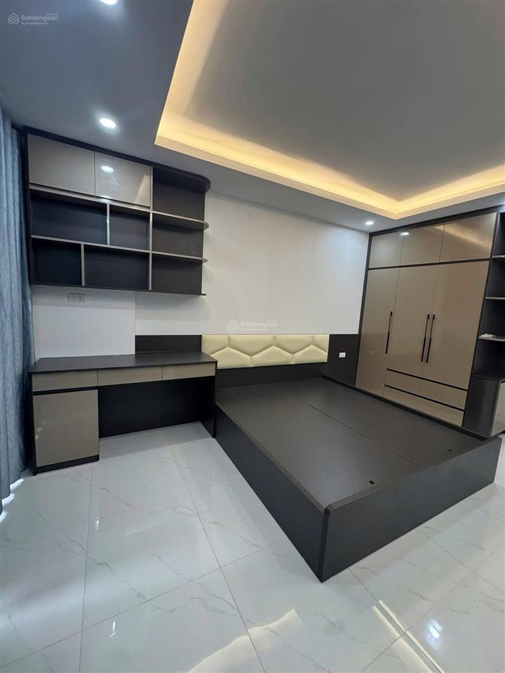 Chỉ 6,8 tỷ có ngay căn 30m2 xây mới full nội thất chỉ việc kéo va li về ở ngõ nông gần phố không qh