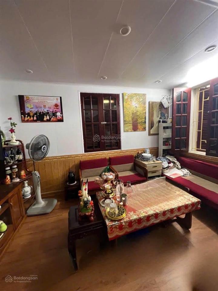 Bán nhà khâm thiên lô góc 2 mặt ngõ,gần phố tiện ích bạt ngõ thông hồ ba mẫu ,trước nhà rộng 3m tho