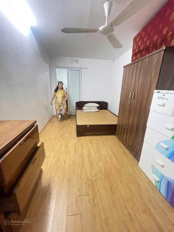 Bán nhà khâm thiên lô góc 2 mặt ngõ,gần phố tiện ích bạt ngõ thông hồ ba mẫu ,trước nhà rộng 3m tho